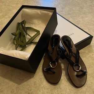 Classic Gucci sandals in box